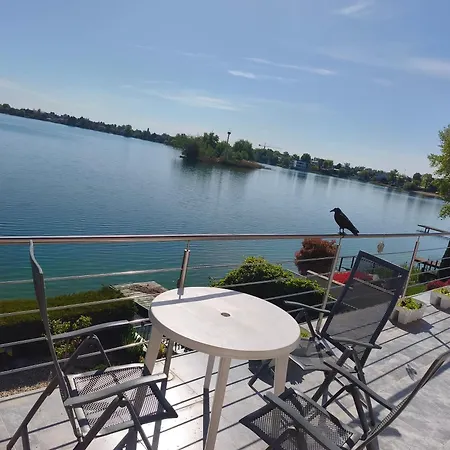 Apartmán 71 Slnečné Jazerá 71, Senec