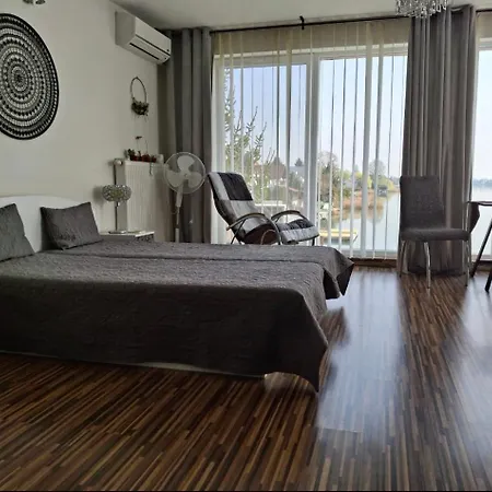 Apartmán 71 Slnečné Jazerá 71, Senec